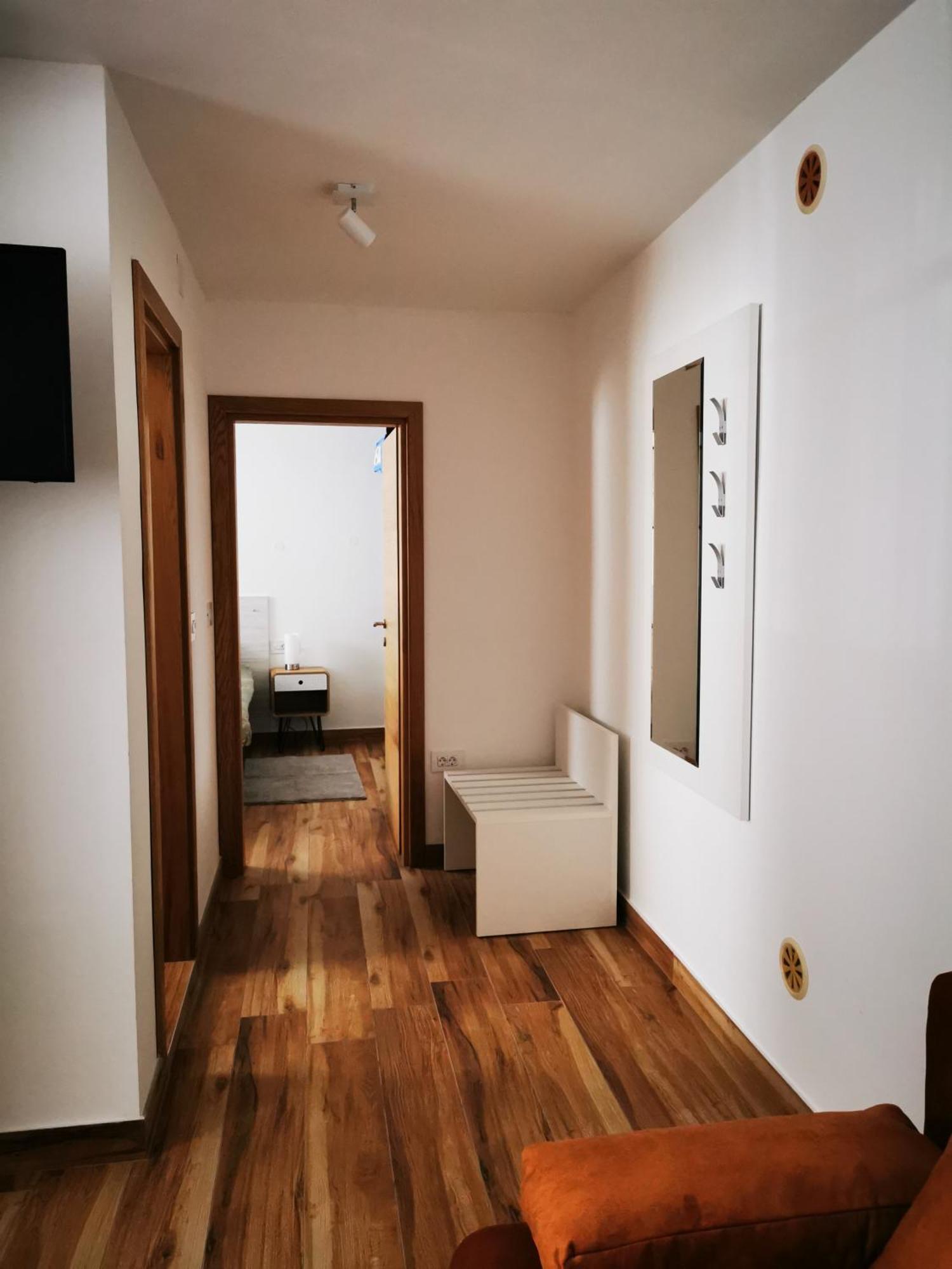 Lux Apartments In Downtown Pula Luaran gambar