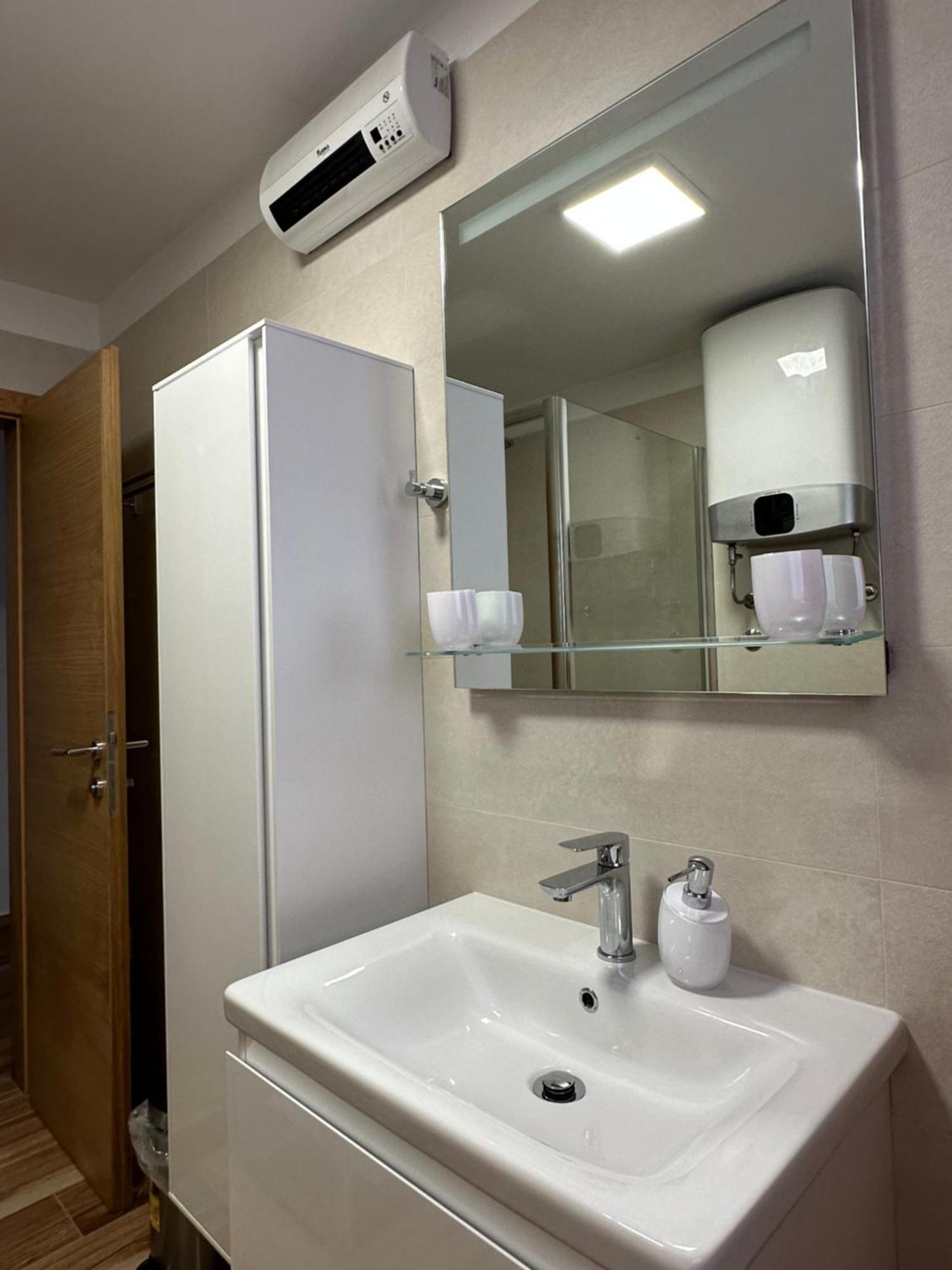 Lux Apartments In Downtown Pula Luaran gambar