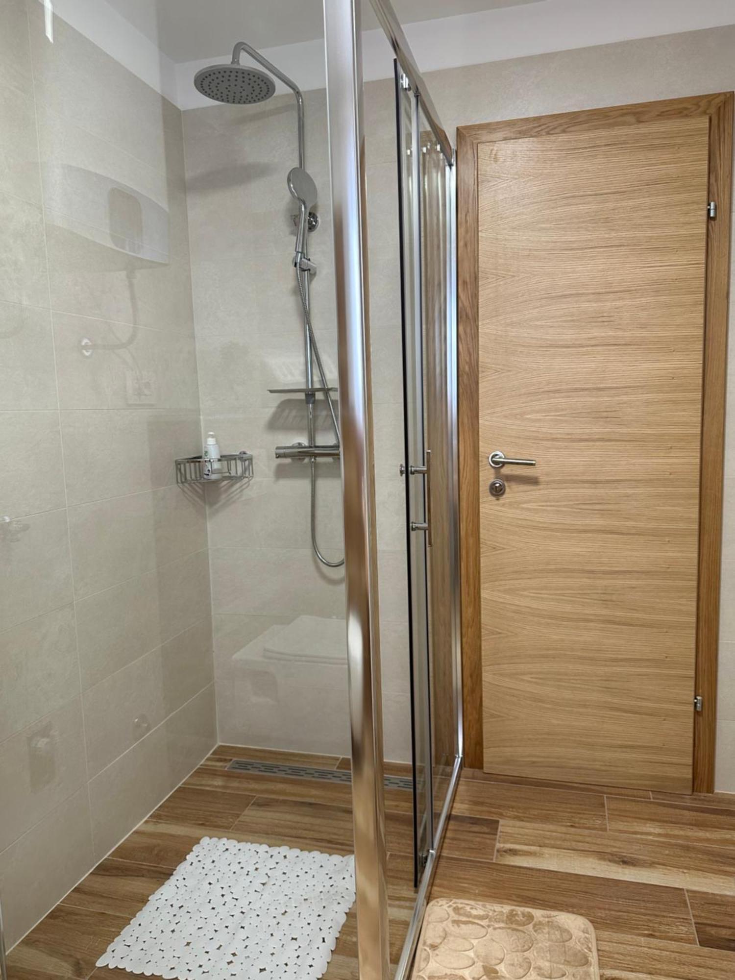 Lux Apartments In Downtown Pula Luaran gambar