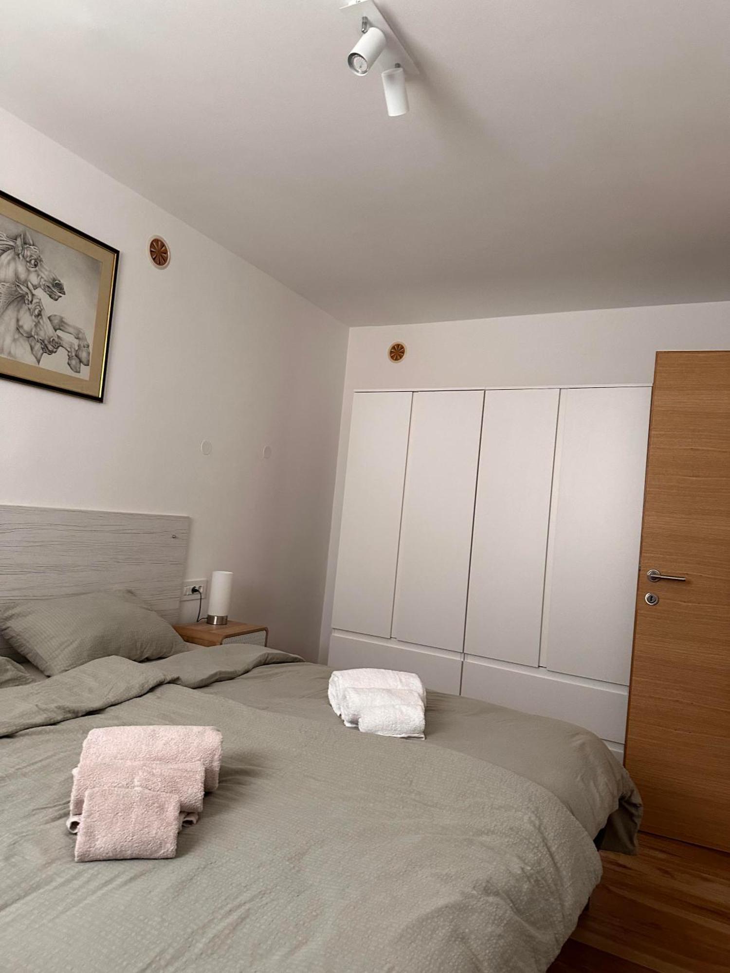 Lux Apartments In Downtown Pula Luaran gambar